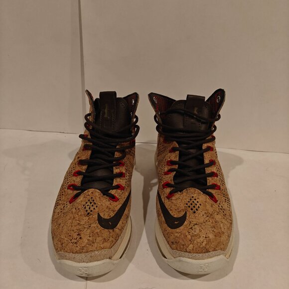 Nike LeBron 10 X EXT Cork 580890-200 Men's Size 8 US  Excellent Condition - Picture 4 of 16
